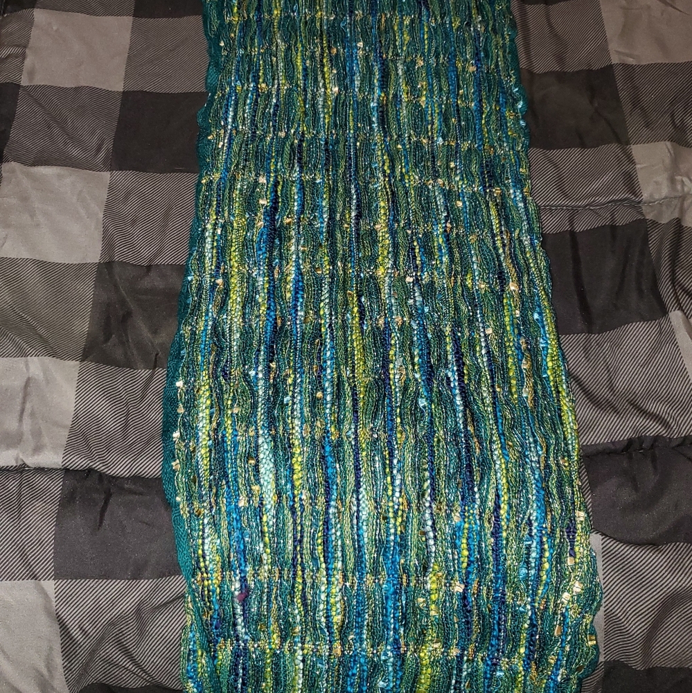 Scarves - Picture 2 of 5